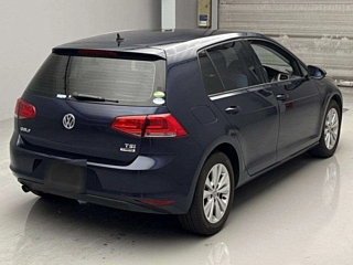 VOLKSWAGEN GOLF 2014