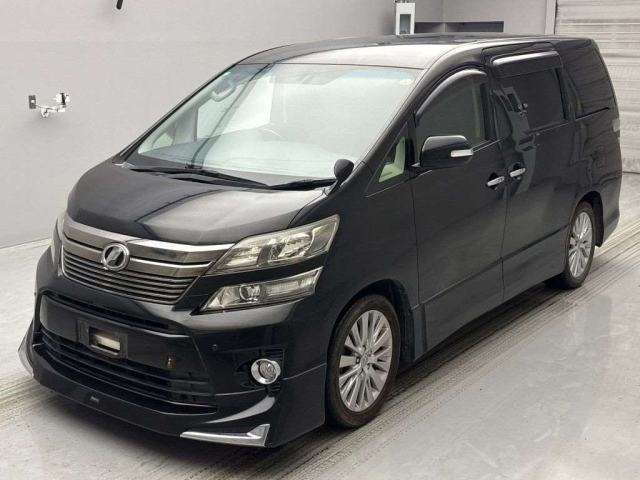 TOYOTA VELLFIRE 2014