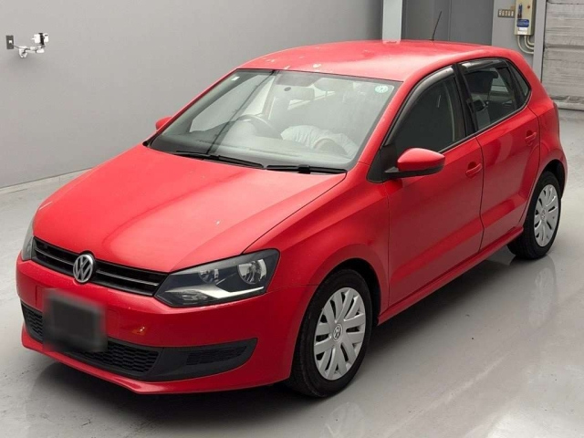VOLKSWAGEN POLO 2013