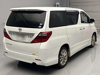 TOYOTA ALPHARD 2010