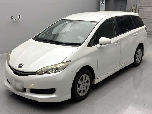 TOYOTA WISH 2014