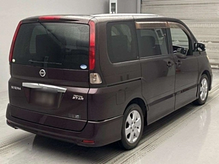 NISSAN SERENA 2010