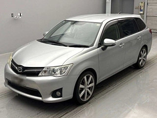 TOYOTA COROLLA FIELDER 2013
