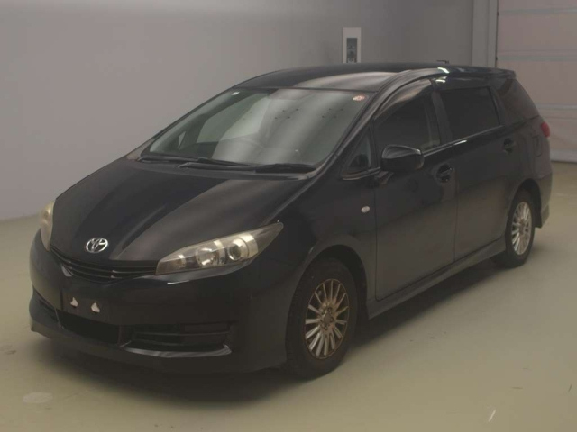 TOYOTA WISH 2011