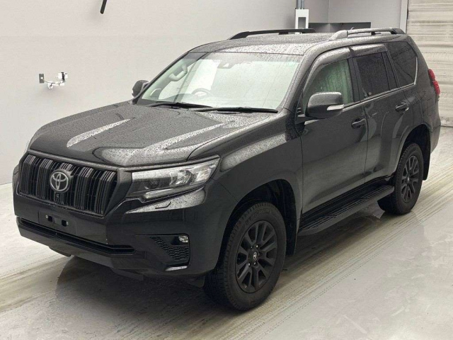 TOYOTA LAND CRUISER PRADO 2022