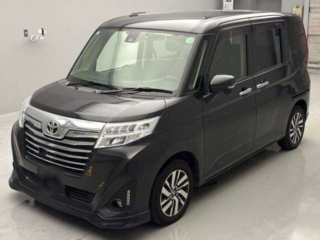 TOYOTA ROOMY 2018
