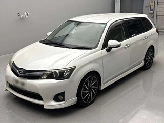 TOYOTA COROLLA FIELDER 2013