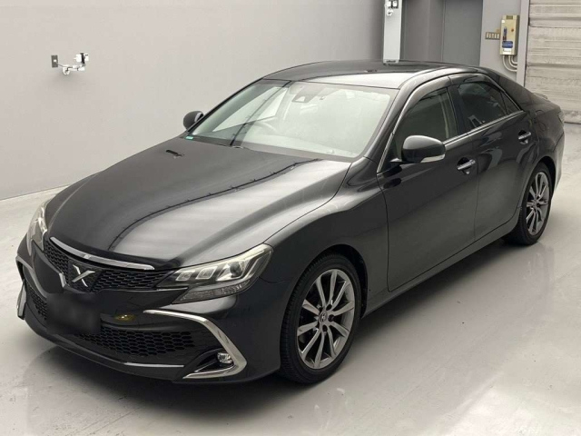 TOYOTA MARK X 2017
