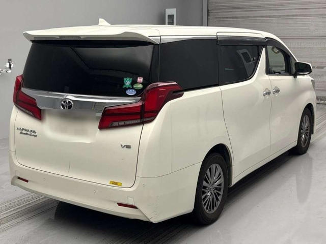 TOYOTA ALPHARD 2018