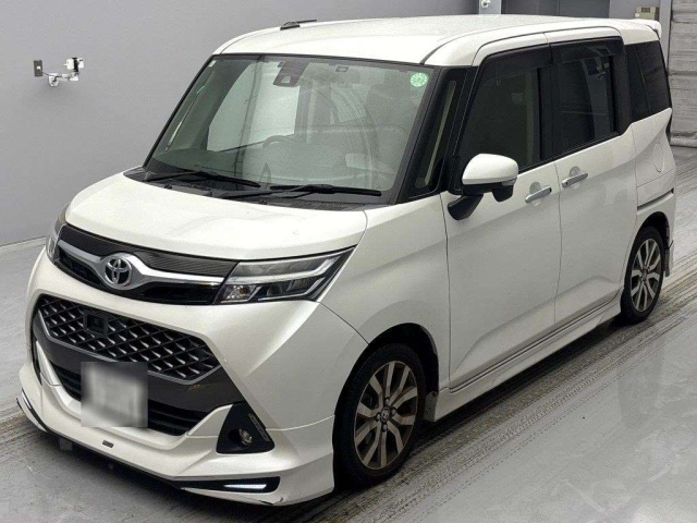 TOYOTA TANK 2017