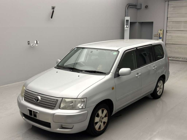 TOYOTA SUCCEED 2013