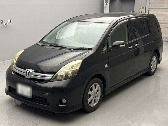 TOYOTA ISIS 2012