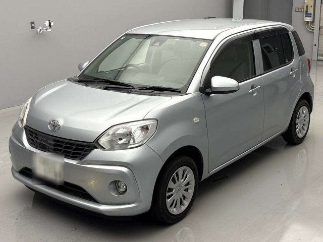TOYOTA PASSO 2016