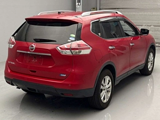 NISSAN X-TRAIL 2015