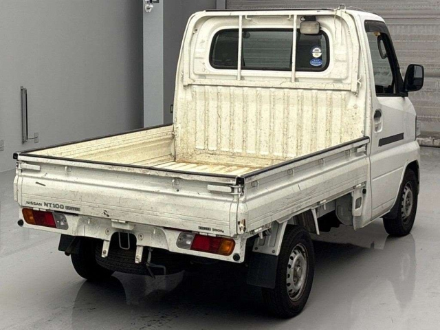 NISSAN CLIPPER TRUCK 2013