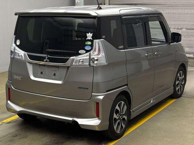 MITSUBISHI DELICA D2 2017