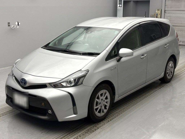 TOYOTA PRIUS ALPHA 2019