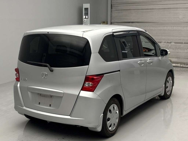 HONDA FREED 2008