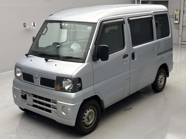 NISSAN CLIPPER VAN 2012