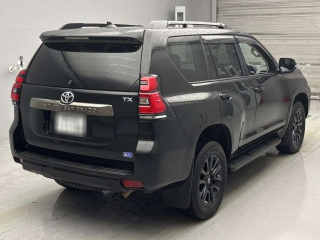 TOYOTA LAND CRUISER PRADO 2022