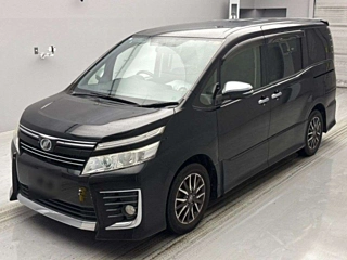 TOYOTA VOXY 2015