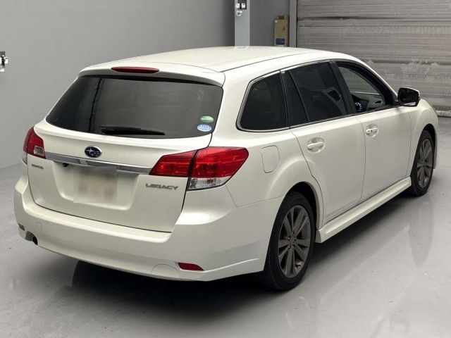 SUBARU LEGACY 2013