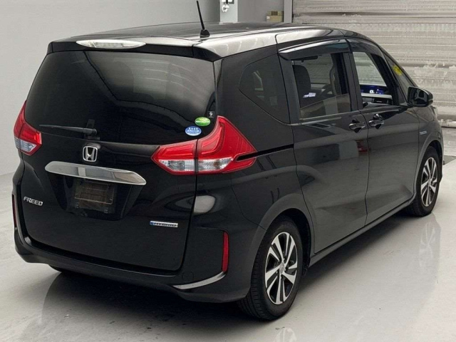 HONDA FREED 2017