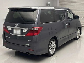TOYOTA ALPHARD 2010