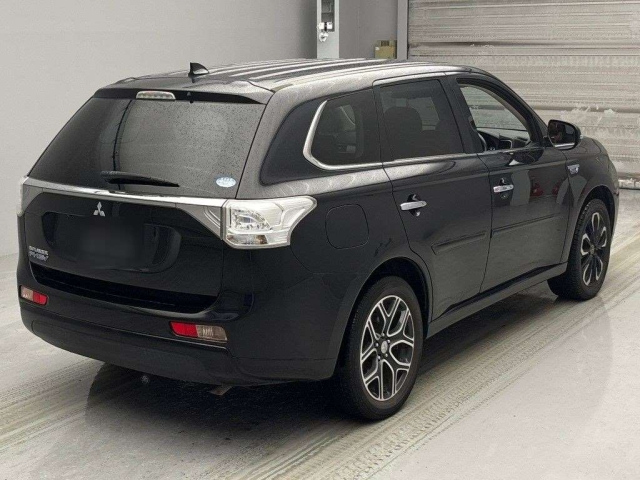 MITSUBISHI OUTLANDER PHEV 2014