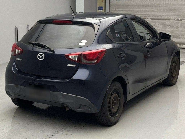 MAZDA DEMIO 2015