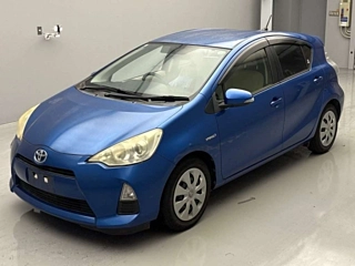 TOYOTA AQUA 2012