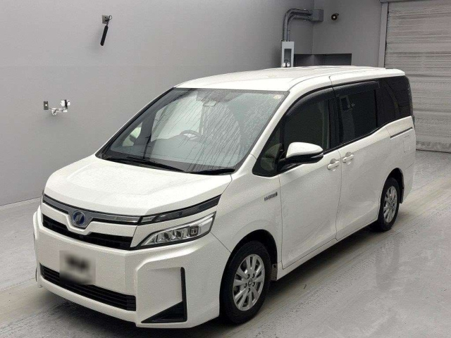 TOYOTA VOXY 2020