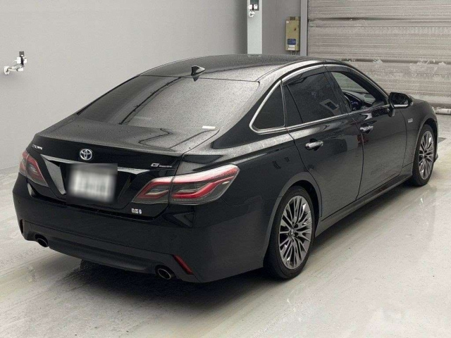TOYOTA CROWN 2021
