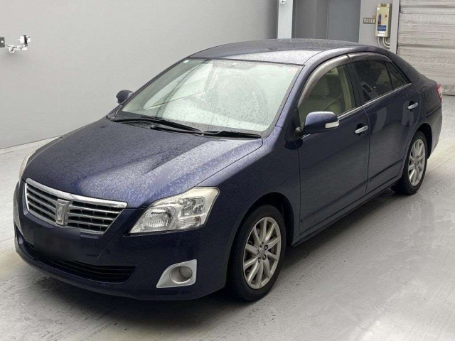 TOYOTA PREMIO 2012