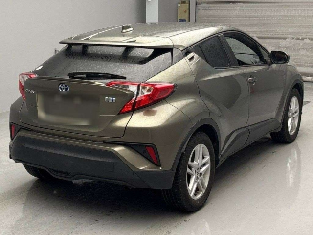 TOYOTA C-HR 2021