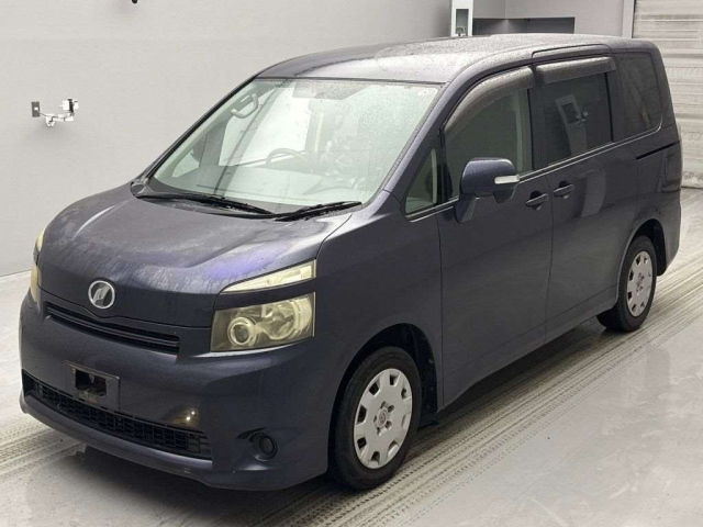 TOYOTA VOXY 2008
