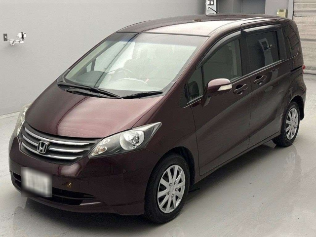 HONDA FREED 2010