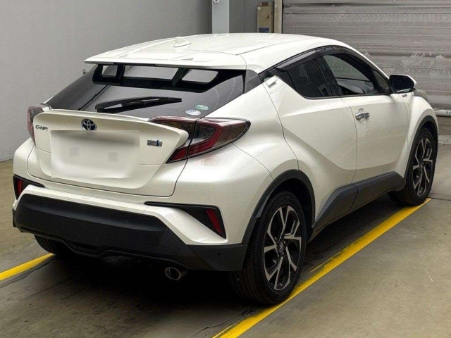 TOYOTA C-HR 2017