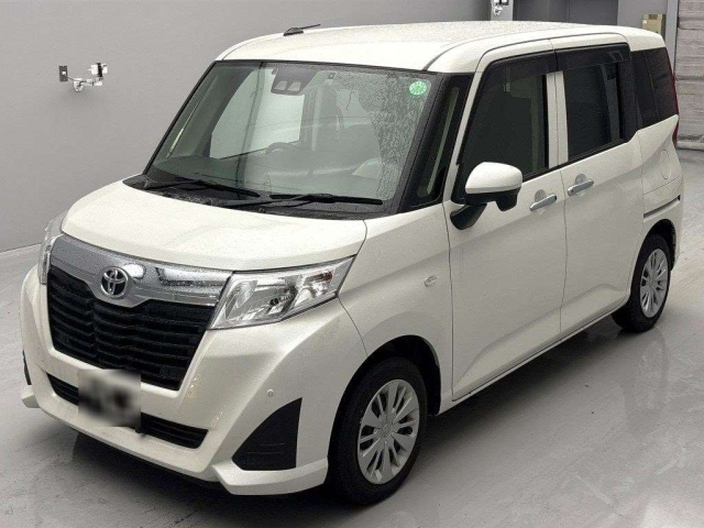 TOYOTA ROOMY 2020