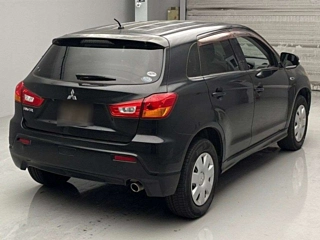 MITSUBISHI RVR 2010