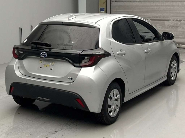 TOYOTA YARIS 2021
