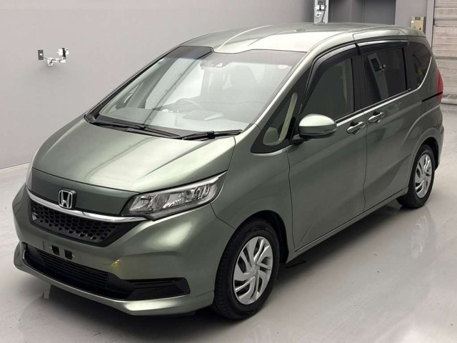 HONDA FREED 2022