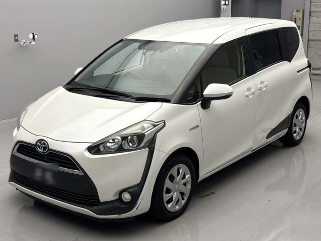 TOYOTA SIENTA 2015