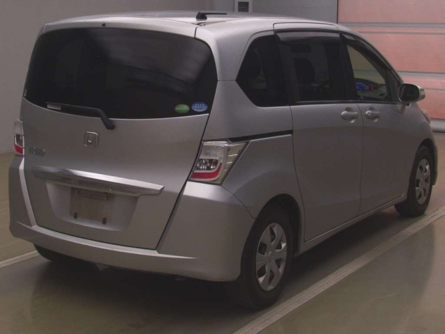 HONDA FREED 2013