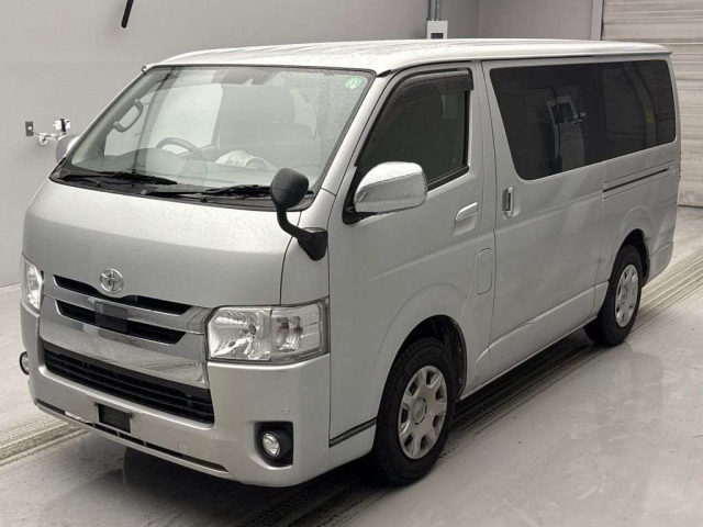 TOYOTA REGIUS ACE VAN 2018