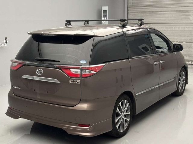 TOYOTA ESTIMA 2019