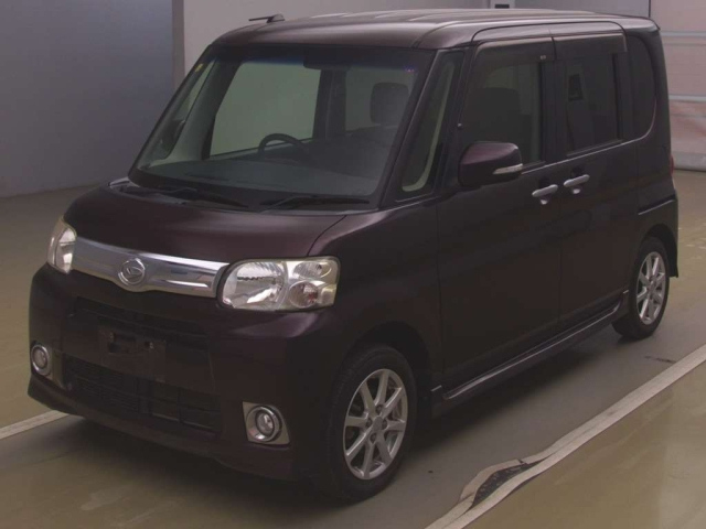 DAIHATSU TANTO 2012