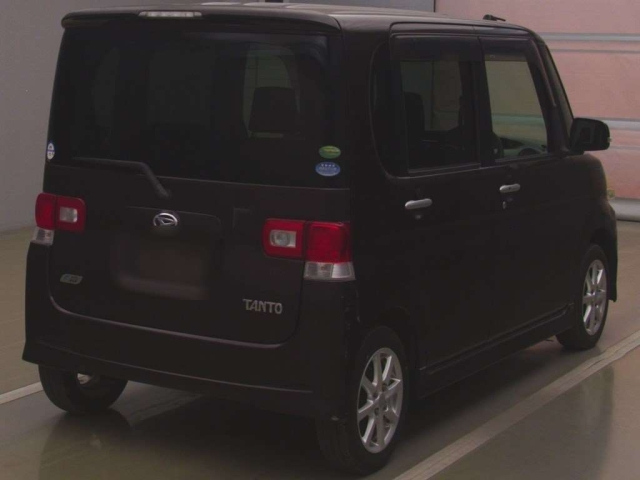 DAIHATSU TANTO 2012