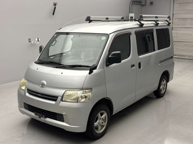 TOYOTA LITE ACE VAN 2016