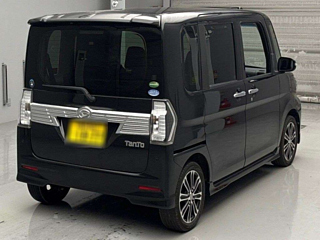 DAIHATSU TANTO 2016